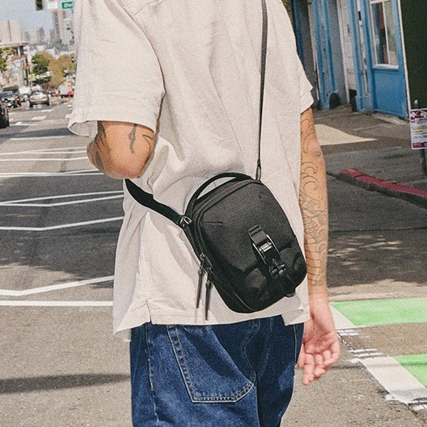 Aer エアー ショルダーバッグ Street Sling AER-21075【正規販売店】