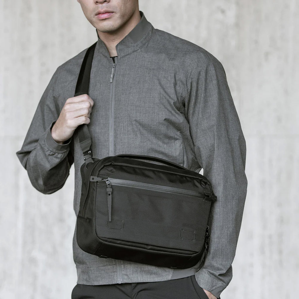 数量限定ノベルティ巾着トート付き」BLACK EMBER ブラックエンバー