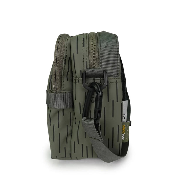 CIE シー ショルダーバッグ GRID3 BOTTLE SHOULDER BAG (M) LIMITED EDITION - RAIN CAMO - 032065RC【正規販売店】