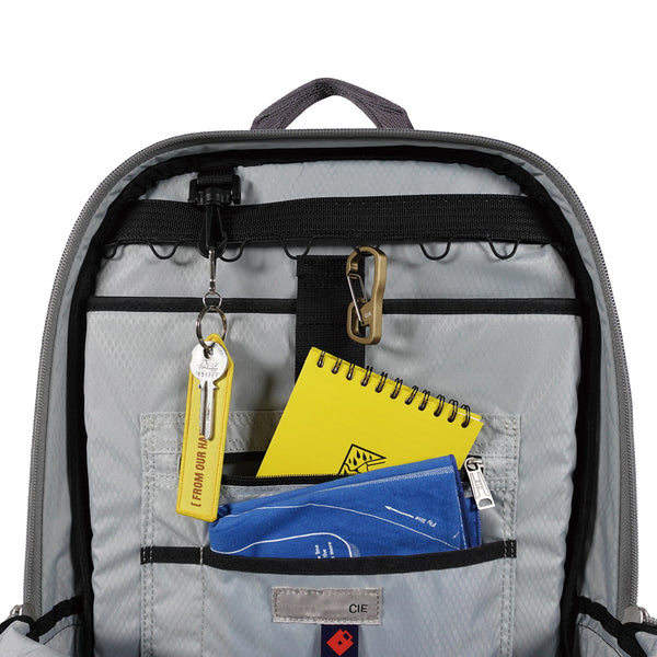 CIE  リュック SUNNY BACK PACK 23L 15インチ A4サイズ対応 72650【正規販売店】