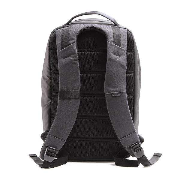インケース シティ コンパクト バックパック リュック City Compact Backpack  Incase 37171078