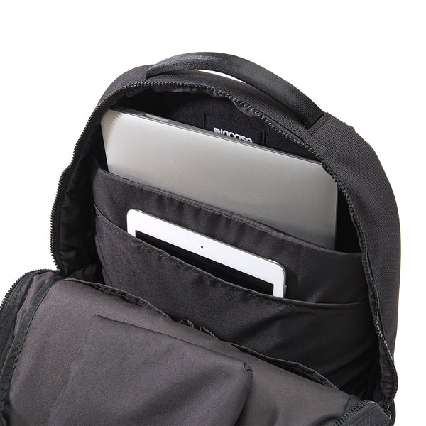 Incase インケース リュック Campus Compact Backpack バックパック 18.1L MacBook Pro 16インチ対応 B4サイズ対応 137203053001【正規販売店】