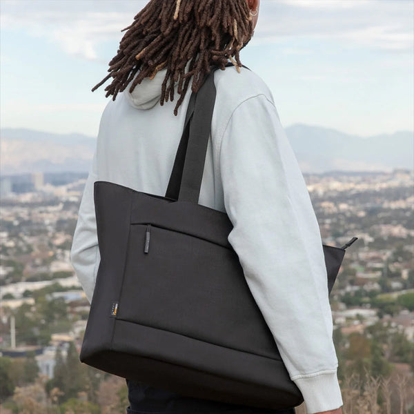 Incase インケース トートバッグ City Market Tote With CORDURA Nylon -Black- シティ MacBook Pro 16インチ対応 B4サイズ対応 137213053016【正規販売店】