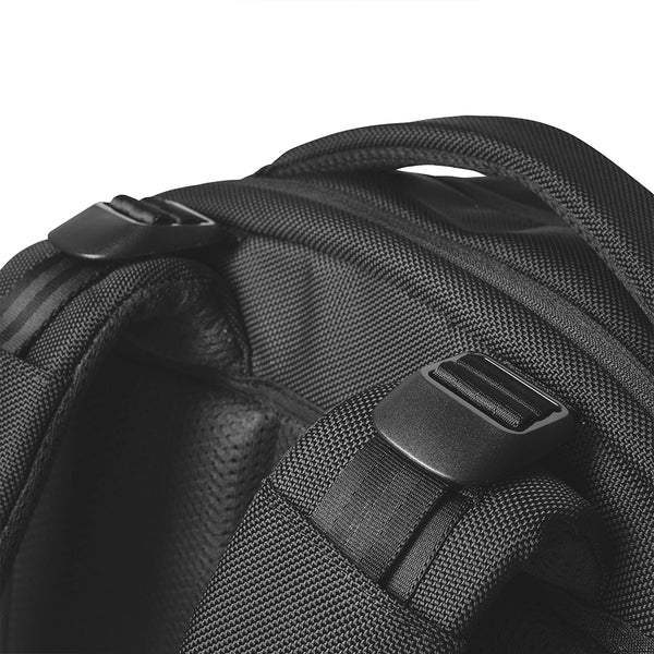 Incase インケース リュック Tracks Backpack 18L -Black- トラックス バックパック 18L MacBook Pro 13インチ対応 137242053002【正規販売店】