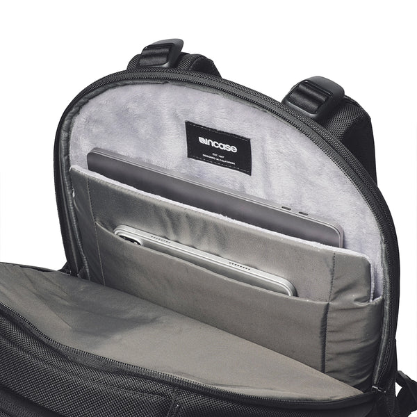 Incase インケース リュック Tracks Backpack 25L -Black- トラックス バックパック 25L MacBook Pro 16インチ対応 137242053003【正規販売店】