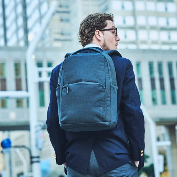 Incase インケース リュック Facet 20L Backpack -Black- 137231053054【正規販売店】