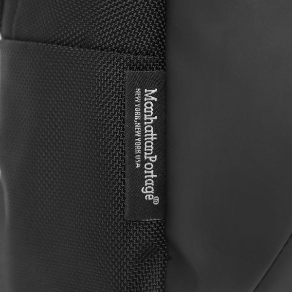 Manhattan BLACK マンハッタンブラック ショルダーバッグ BERNARDO CROSSBODY BAG VEGGIELEATHER MP1933VGLBL【正規販売店】