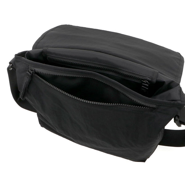 Manhattan BLACK マンハッタンブラック メッセンジャーバッグ STANDARD MESSENGER BAG(XS) MGNT NYLON TUSSAH B5サイズ対応 MP1441MGNTTSCBL【正規販売店】