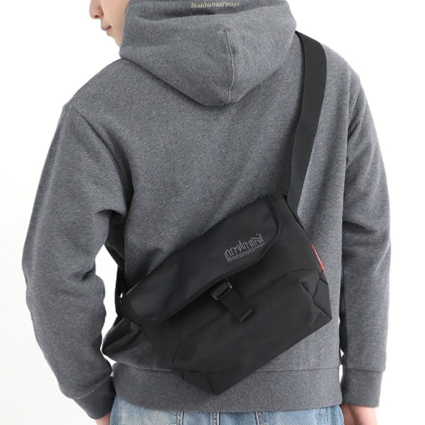 Manhattan Portage  マンハッタンポーテージ ショルダーバッグ Pacific Nylon Messenger Bag JR Flap Zipper Pocket W/Divider MP1605JRFZPDHPWP【正規販売店】